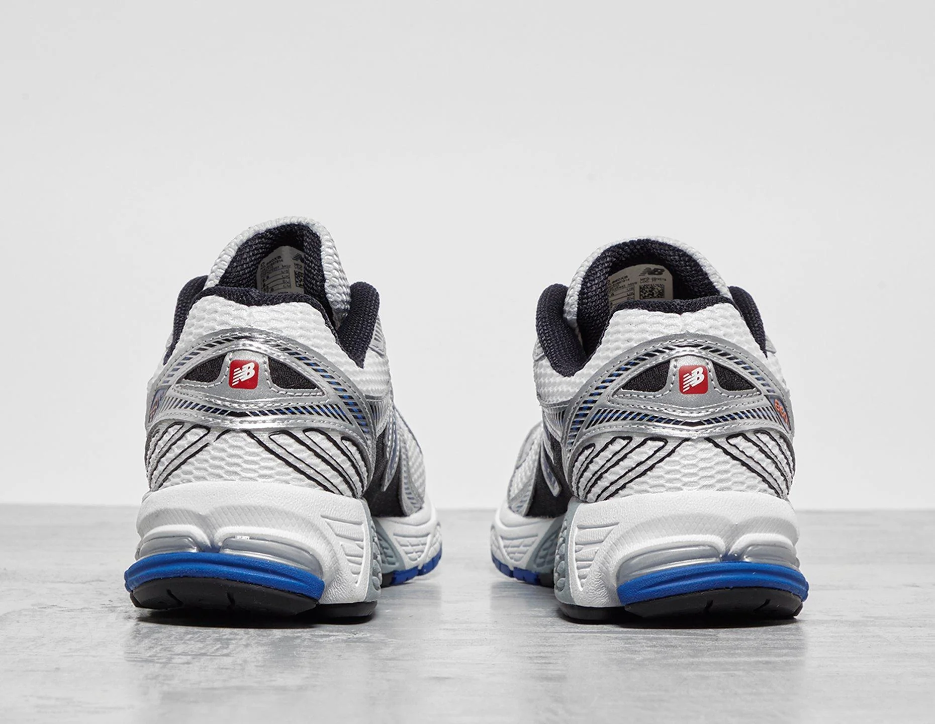 860v2 - Image 3