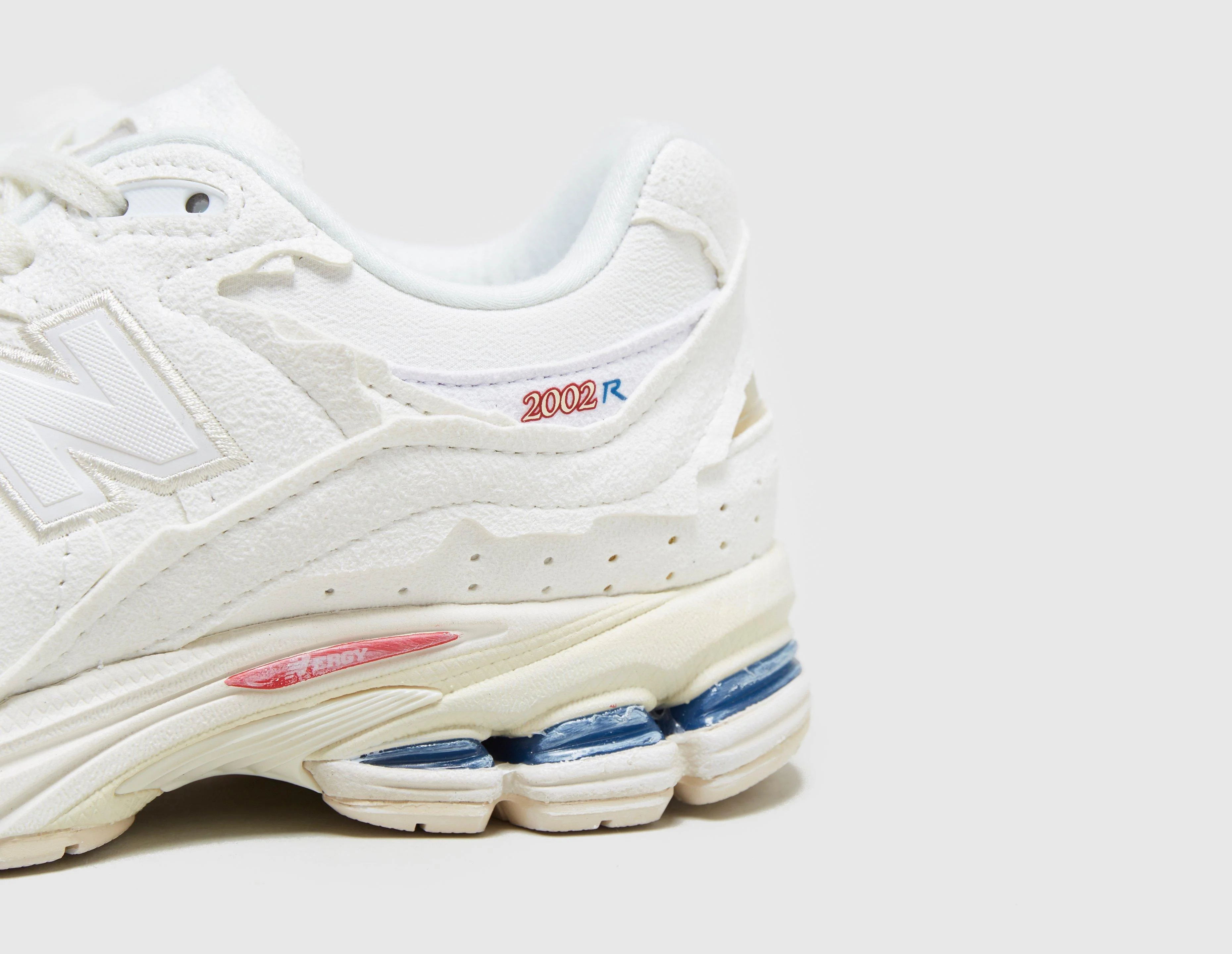2002R 'Protection Pack' Women's - Image 6