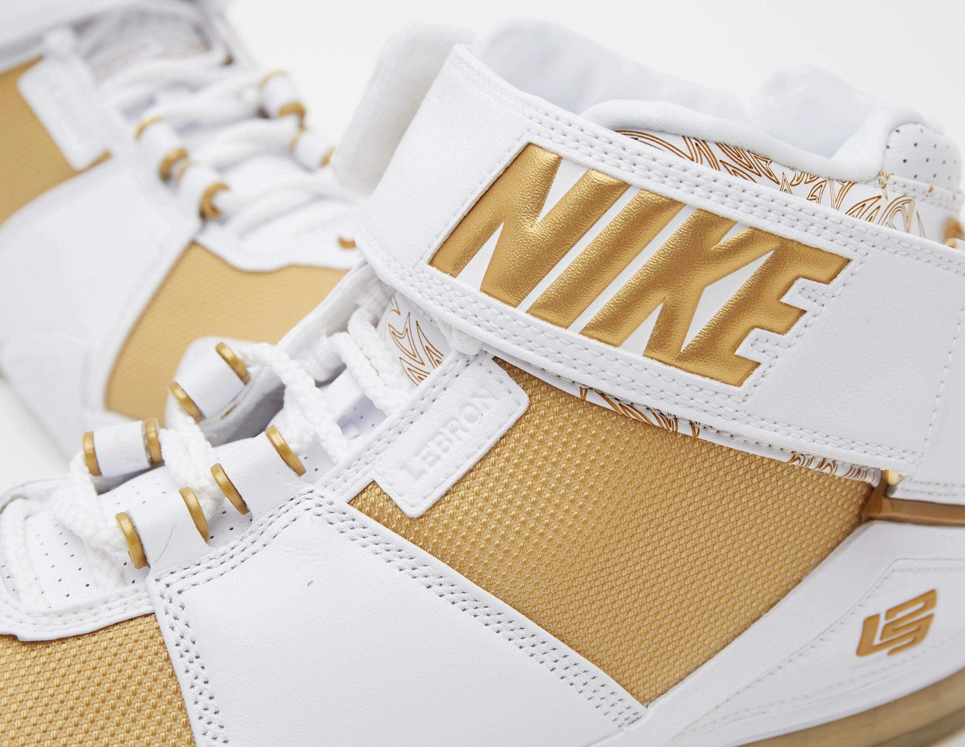 Zoom LeBron II QS - Image 5