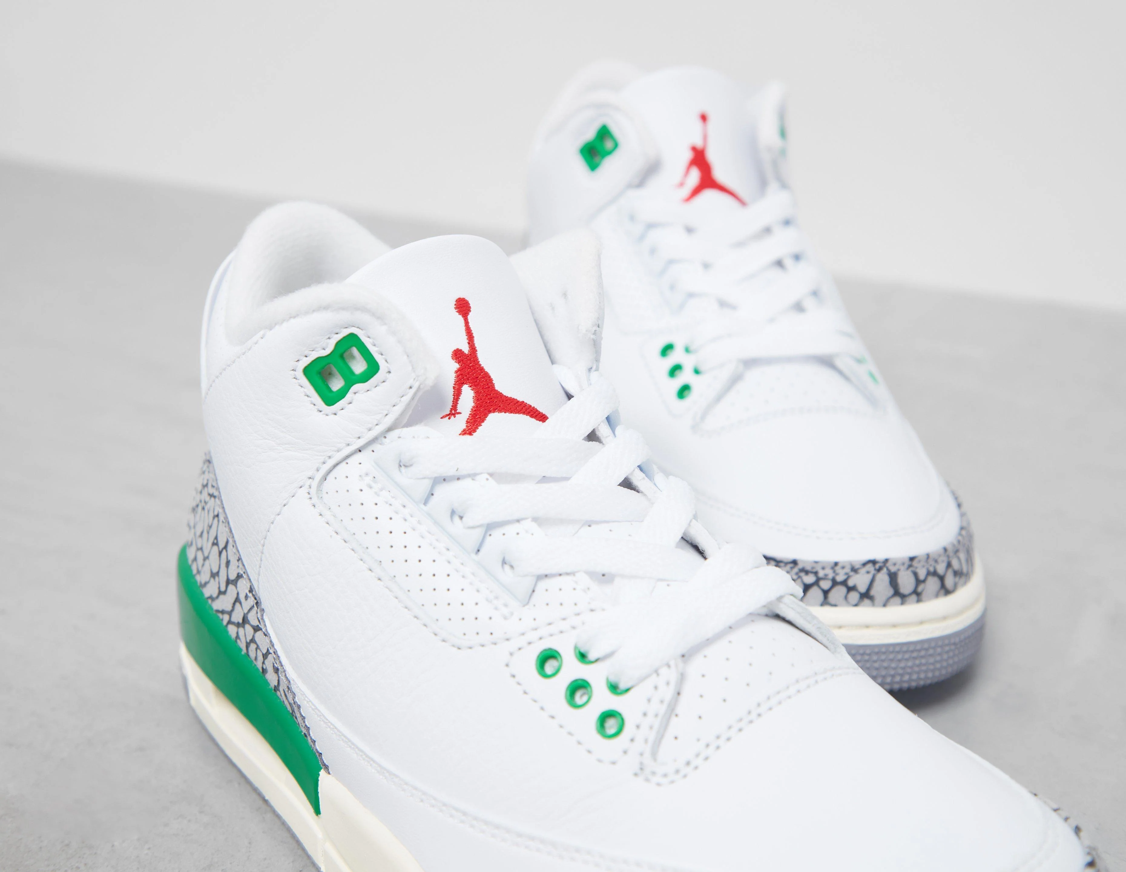 Air 3 Women's - Image 2