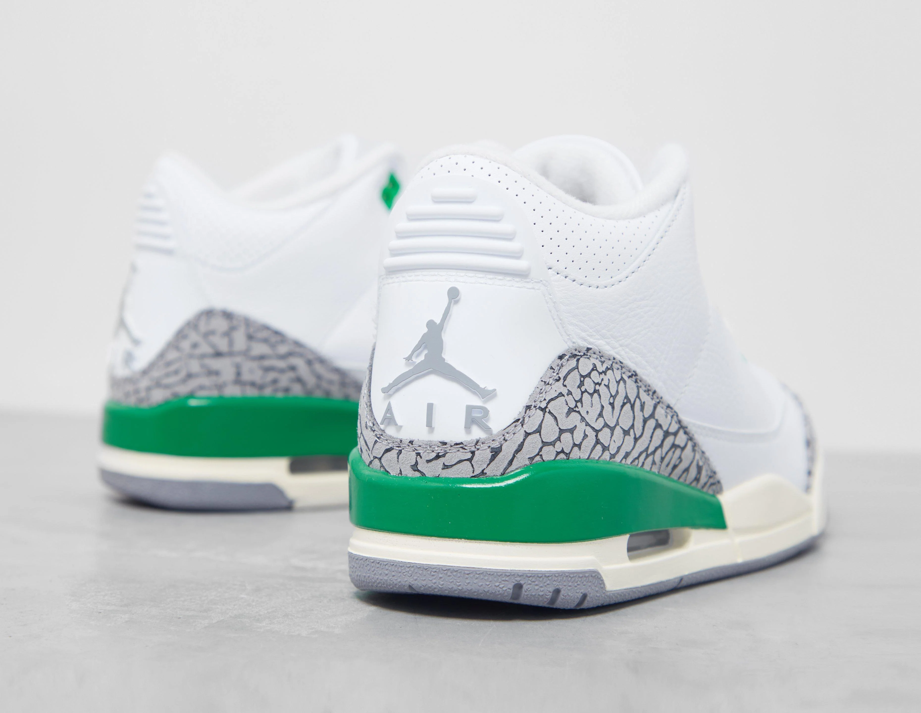 Air 3 Women's - Image 4