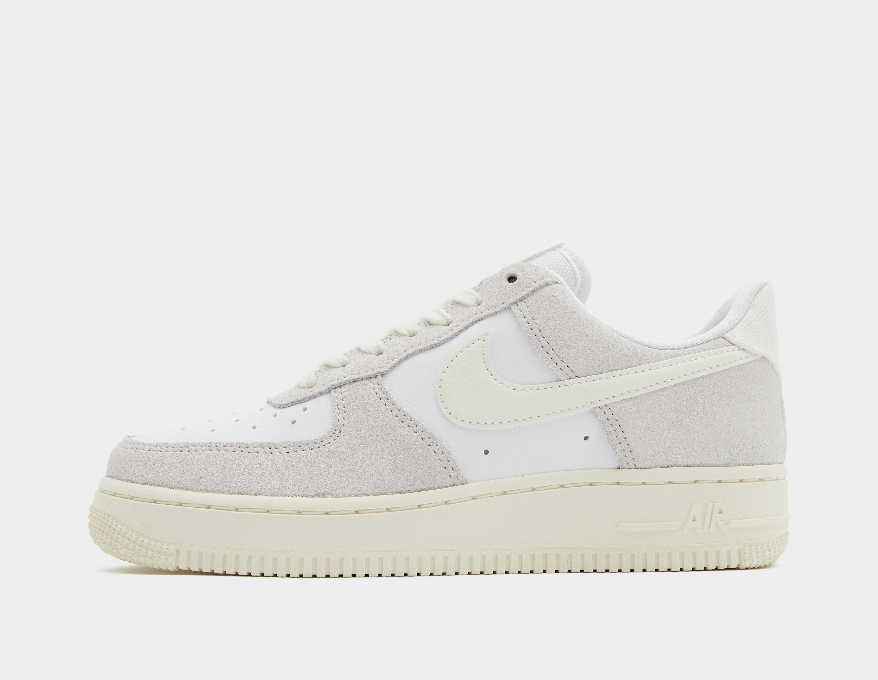 Air Force 1 LV8 Women's