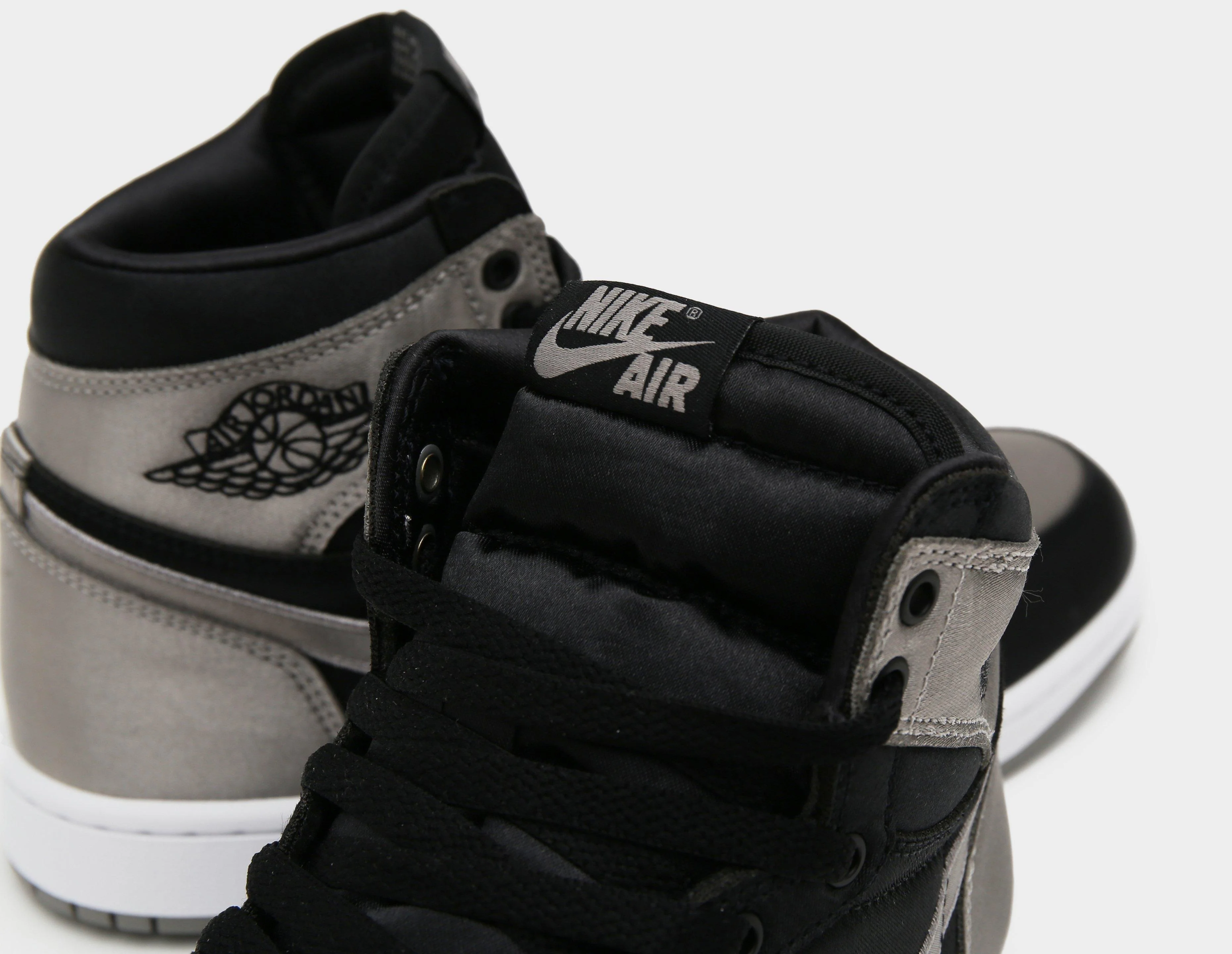 Air Jordan 1 High OG Women's - Image 6