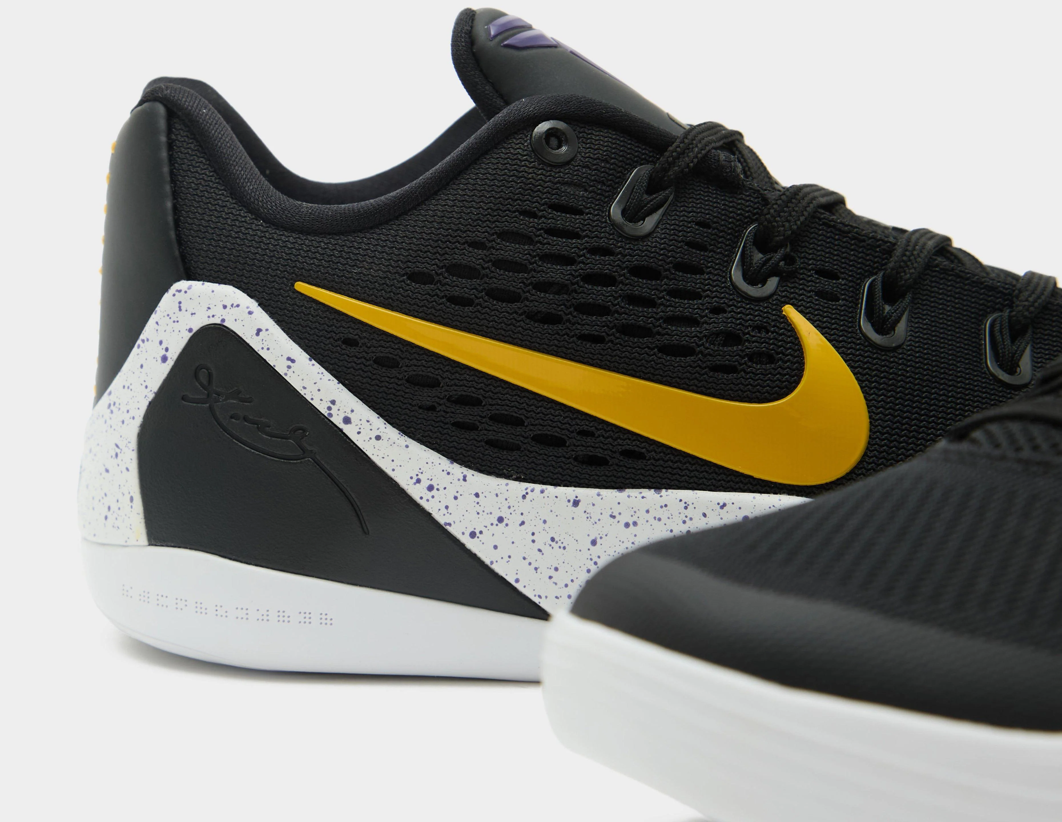 Kobe 9 Elite Low Protro - Image 4