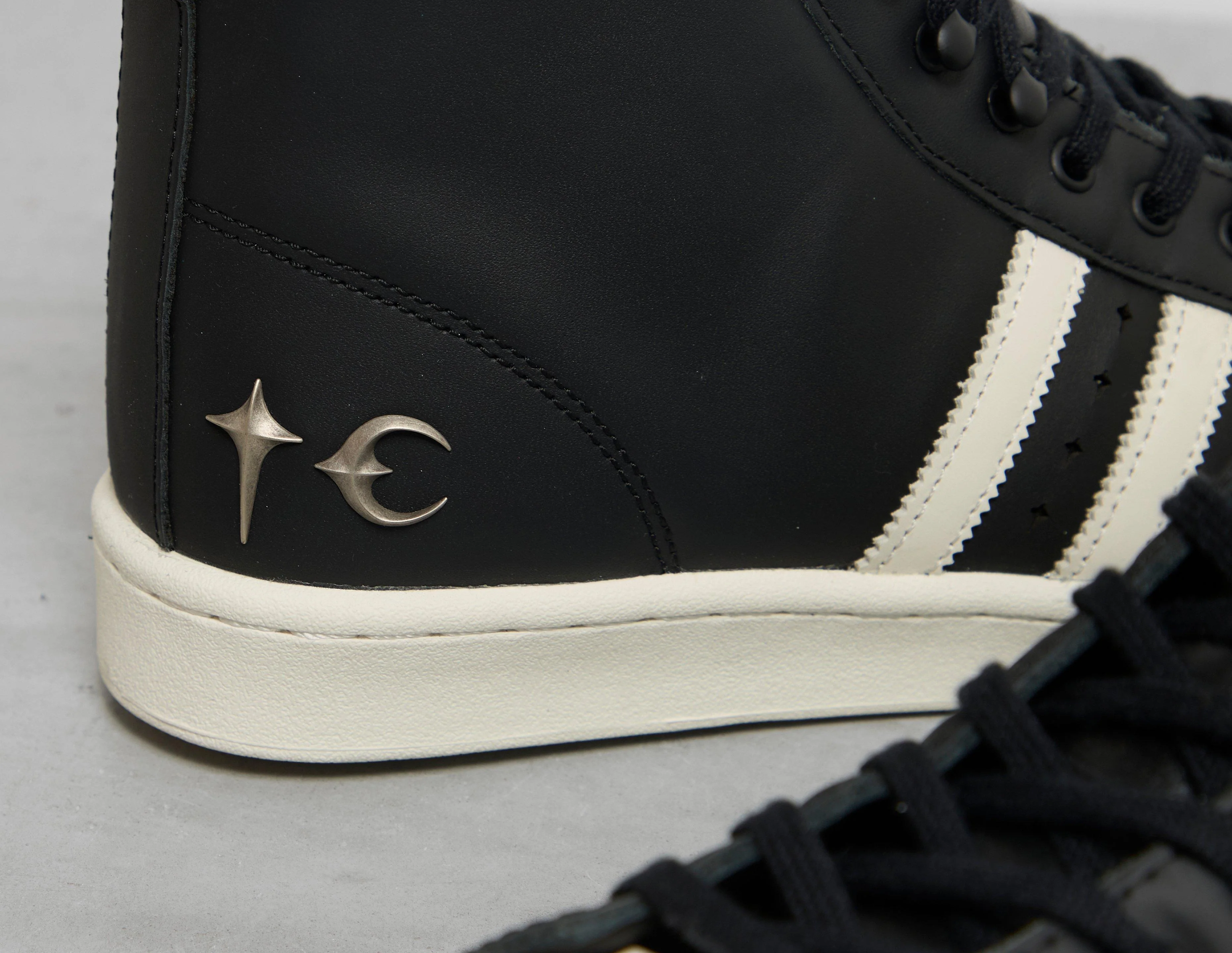 x Thug Club Superstar Boot Luxe - Image 2
