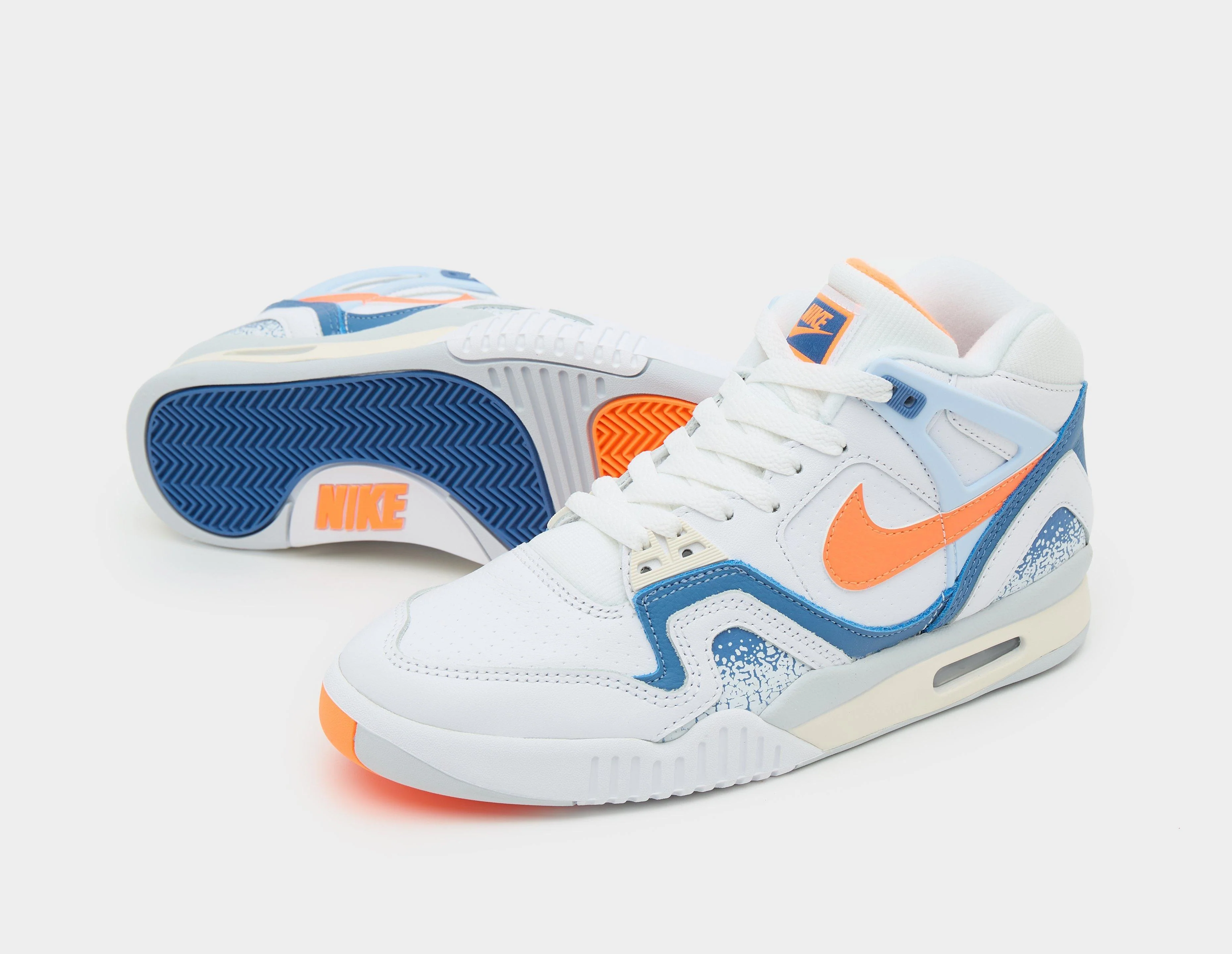 Air Tech Challenge 2 Women's - Image 3