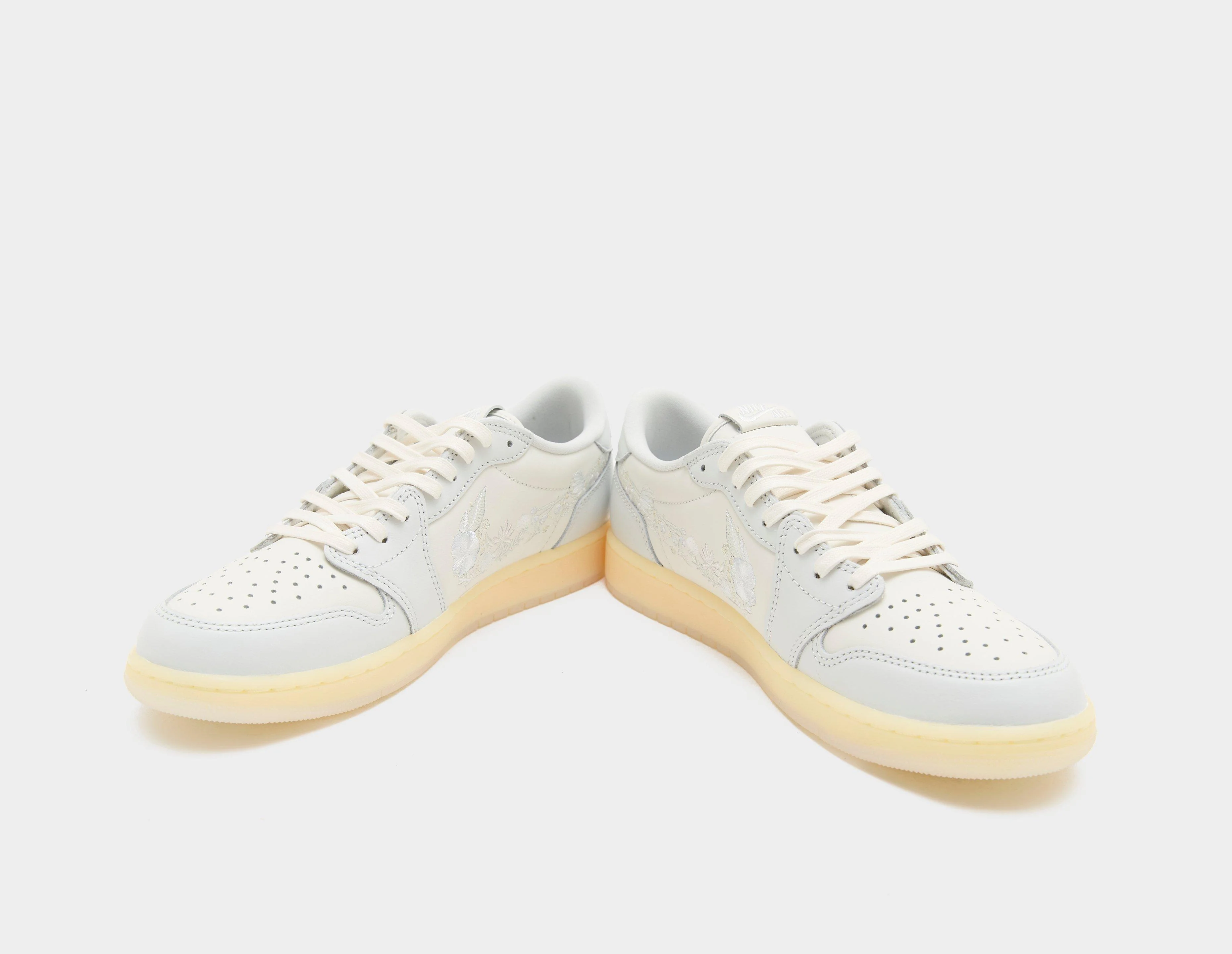 Air 1 Low OG - Image 6