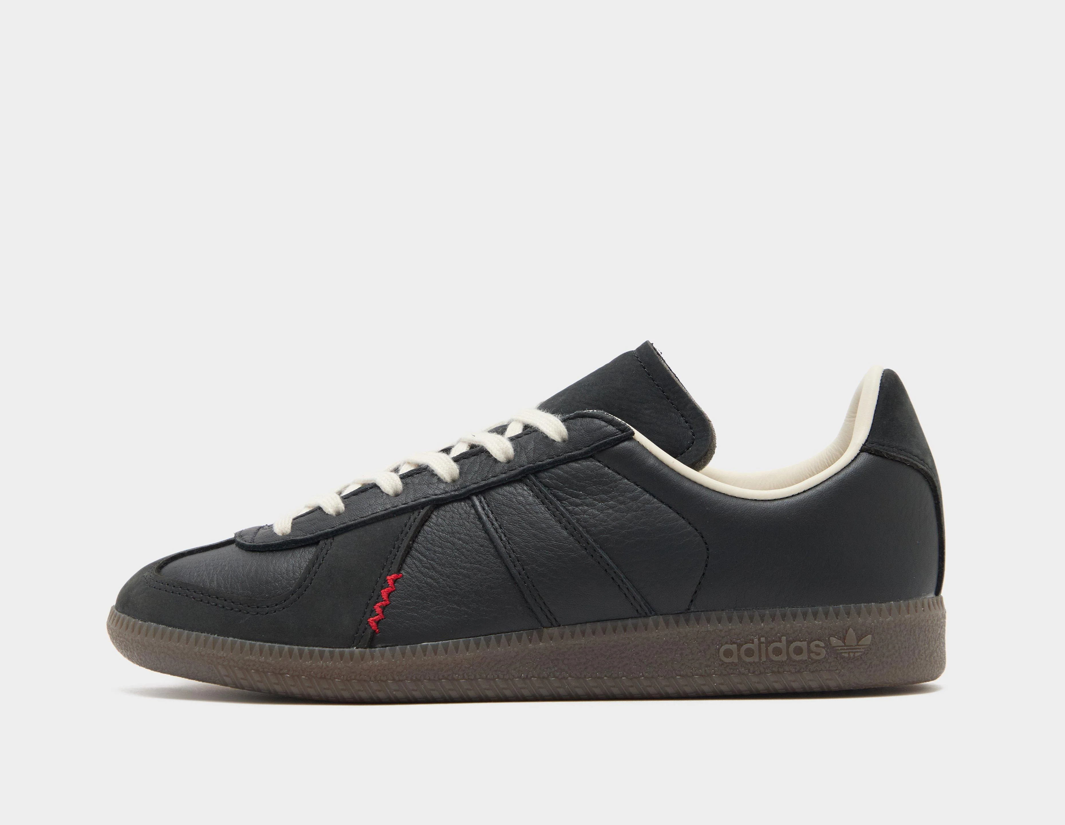 x Hartcopy BW Army Women's